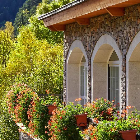 Sant Gothard Ξενοδοχείο 4*